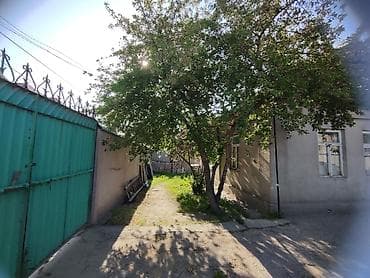 Үйлөр: Продается одноэтажный дом (2 дома и времянка)с придомовой территорией — 2