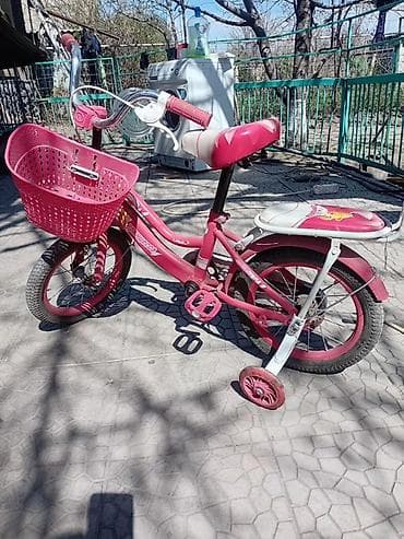 Детский велосипед, 2-колесный, 4 - 6 лет, Для девочки, Б/у