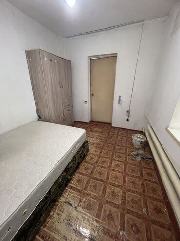 срочно продаю дом барачный тип: 40 м², 2 комнаты, Утепленный, Забор, огорожен — 6