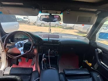 привода е34: BMW 5 series: 1991 г., 2.5 л, Механика, Бензин, Седан — 4