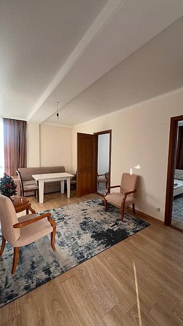 3х комн квартиры: Посуточная аренда квартир на первой линии озера — всего 100 м до — 4