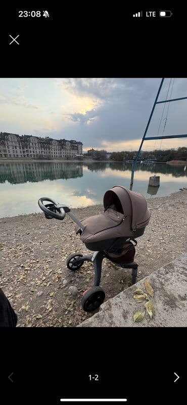 детская машина на аккумуляторе с пультом управления: Коляска, цвет - Коричневый, Б/у — 1