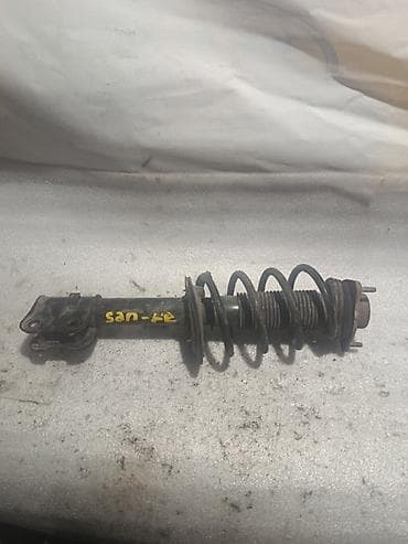 microsoft 540: Передний амортизатор Hyundai 2009 г., Оригинал — 2