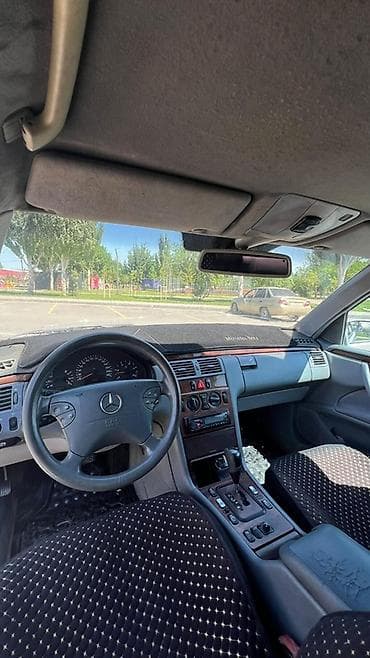 4100 r16: Mercedes-Benz E-Class: 2000 г., 2.7 л, Автомат, Дизель, Седан — 9