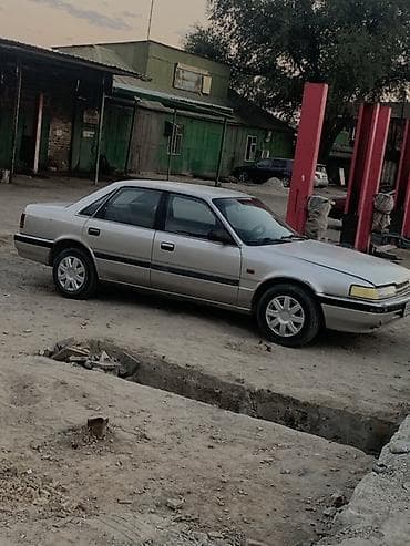 мазда 626 gd: Mazda 626: 1988 г., 2 л, Механика, Бензин, Седан — 3