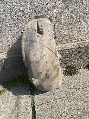 ист подкрыльник: Подкрылок переднего колеса (локер) для автомобиля - Материал: пластик — 1