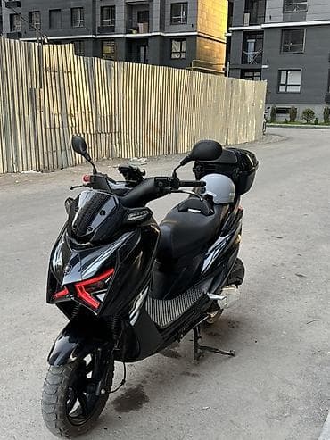 n макси: Макси-скутер 150 куб. см, Бензин, Б/у — 1