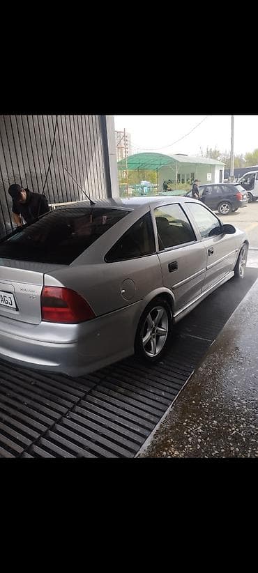 kia optima 2016: Opel Vectra: 2000 г., 2.2 л, Автомат, Бензин, Седан — 2