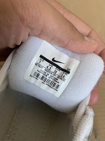 Кроссовки, 38, Nike, Б/у, цвет - Белый, Платная доставка, Самовывоз — 3