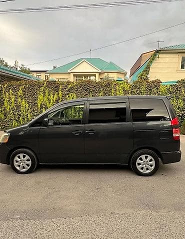 тойота нох: Toyota Noah: 2003 г., 2 л, Автомат, Бензин, Минивэн — 4