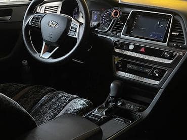 Продажа авто: Hyundai Sonata: 2019 г., 2 л, Автомат, Газ, Седан — 9