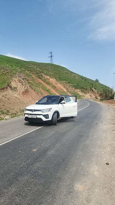 жилет дорожный сигнальный: Ssangyong Tivoli: 2020 г., Типтроник, Бензин, Кроссовер — 2