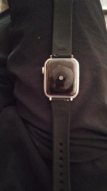 Apple Watch: Apple Watch SE, 44 мм Характеристики: - Алюминиевый корпус, задняя — 4