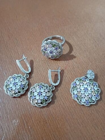 брендовая куртка: Новый комплект бижутерии с серебряным напылением, смотрится очень — 2