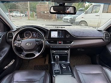 genesis 80: Hyundai Grandeur: 2018 г., 3 л, Автомат, Газ, Седан — 9
