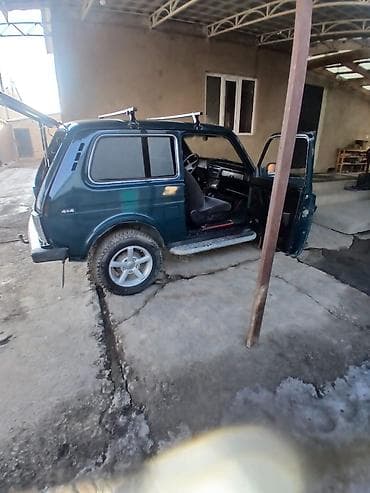 sprinter 4 4: ВАЗ (ЛАДА) 4x4 Нива: 2011 г., Механика, Бензин, Внедорожник — 2