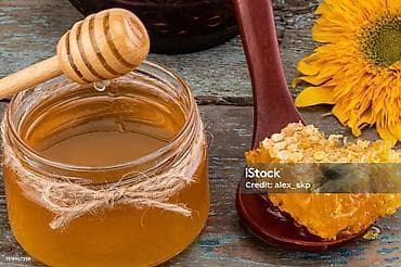 мёд с орехом: Натуральный пчелиный мёд с сотами. - Состав: 100% цветочный мёд без — 3