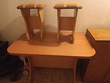 столы из фанеры: Кухонный стол и стул, Б/у — 1