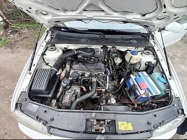 ае 86: Volkswagen Golf: 1993 г., 1.8 л, Механика, Бензин, Хэтчбэк — 4