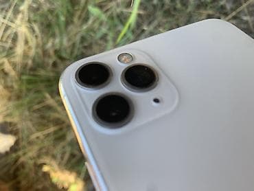 ми 10 с: IPhone 11 Pro Max, 64 ГБ, Белый, 71 % — 4