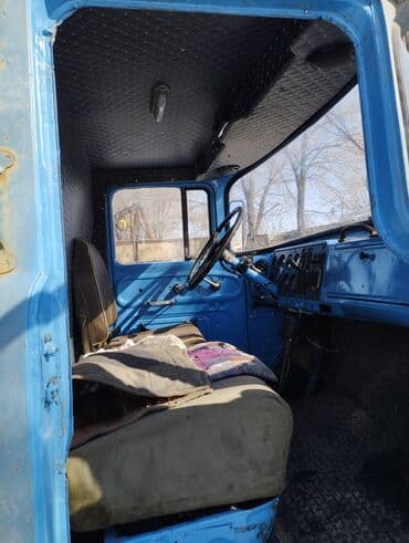 шины для нива: ЗИЛ : 6 л | 1989 г. 325000 км — 3