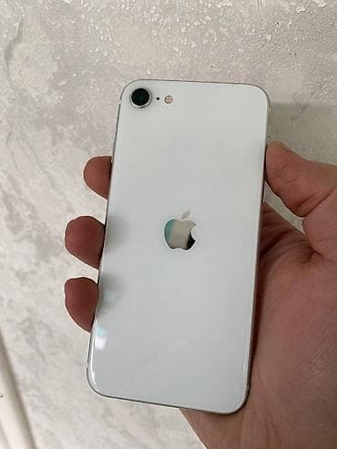 IPhone SE 2020, Б/у, 64 ГБ, Белый, 74 %