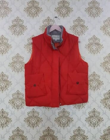 Продаю жен без рукавку