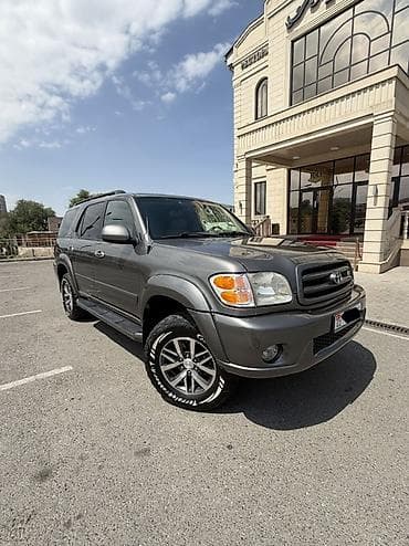 обмен на частный дом: Toyota Sequoia: 2003 г., 3 л, Автомат, Бензин, Внедорожник — 1