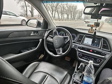 sonata: Hyundai Sonata: 2018 г., 2 л, Автомат, Гибрид, Седан — 3
