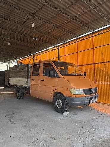 ом 364: Легкий грузовик, Mercedes-Benz, Дубль, Б/у — 8