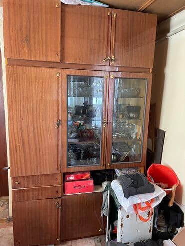 Кресла: Стенка 
Сервант и гардеробный с антресолью 
Производства Украина 
2шт — 2