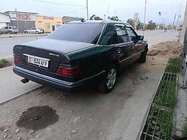 lada 2112: Mercedes-Benz W124: 1993 г., 2.2 л, Ручные, Бензин, Седан — 4