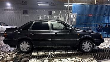 devo matiz: Volkswagen Passat: 1990 г., 1.8 л, Механика, Бензин, Седан — 1