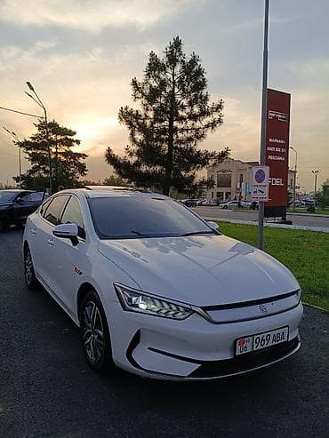 BYD: BYD Qin: 2021 г., 3.5 л, Автомат, Электромобиль, Седан — 4
