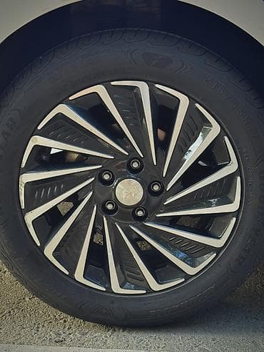 Hyundai Sonata: 2020 г., 2 л, Автомат, Гибрид, Седан — 10