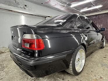 без дтп: BMW 5 series: 2002 г., 3 л, Ручные, Бензин, Седан — 5