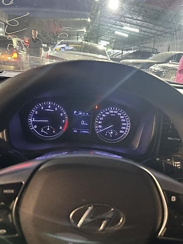 оригин: Hyundai Sonata: 2022 г., Газ, Седан — 5