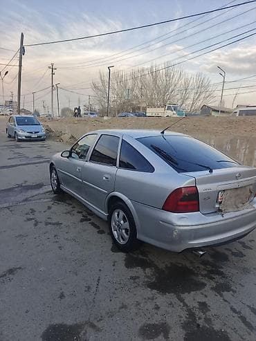 опел зафира 2001: Opel Vectra: 2001 г., 1.6 л, Ручные, Бензин, Хэтчбэк — 1