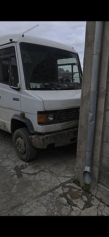 Mercedes-Benz Спринтер: 1990 г., Дизель, Фургон