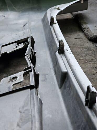 делика кузов: Бампер Задний Daihatsu, Б/у, Оригинал — 22