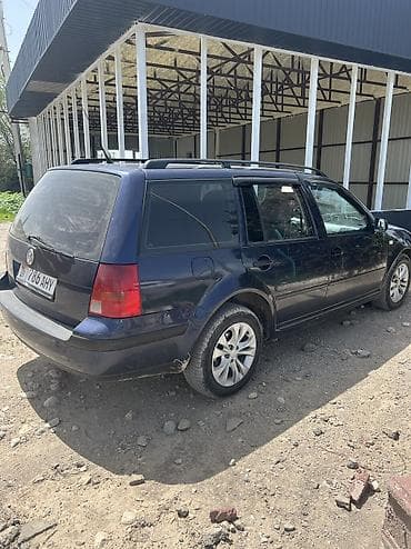 битый гольф: Volkswagen Golf: 2003 г., 1.6 л, Механика, Бензин, Универсал — 4
