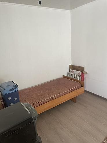 дешёвые дома: Дом с участком в 12 соток расположен от трассы 300 метров. Рядом — 5
