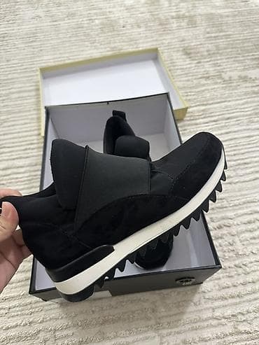 nike react: Черные женские слипоны/кроссовки без шнуровки. Идеальный вариант для — 2