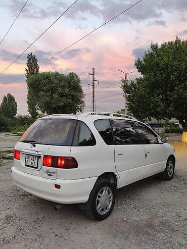 бампер на ипсум: Toyota Ipsum: 2001 г., 2 л, Автомат, Бензин, Минивэн — 6