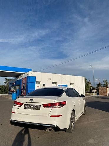 Транспорт: Kia K5: 2019 г., 2 л, Автомат, Газ, Седан — 9