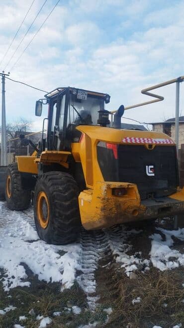 разнорабочий керек: Сдаю Фронтальный погрузчик, Посуточно — 2