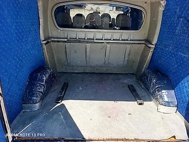 фургон грузовой: Ford Transit: 2003 г. — 5