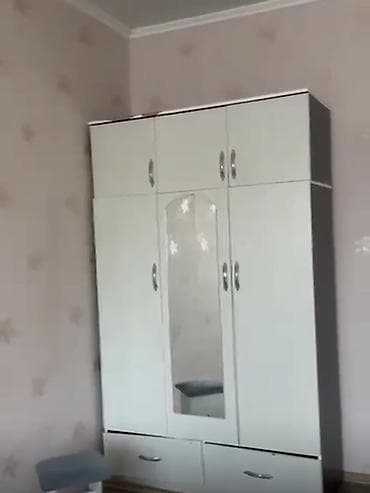 баа: Подселение 1кыз керек 📍район 5-микрорайон 👩🏻 чогуу жашаганга 1кыз — 2