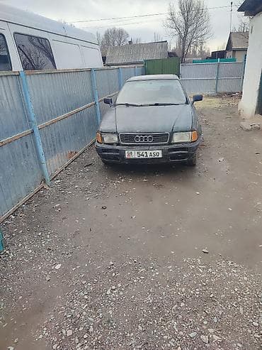 Audi 80: 1992 г., 2.3 л, Механика, Бензин, Седан