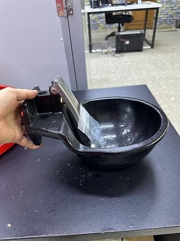 поилки для скота: Поилка для КРС (чугунная с языком) индивидуальная Чугунная — 4